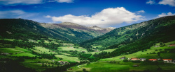 山地山坡奥地利山谷旅游背景图高清图片