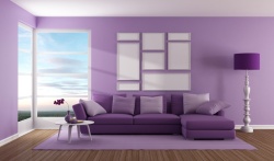家装玻璃桌花瓶紫色壁纸家装效果高清图片