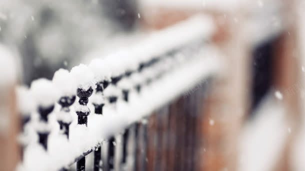 围栏白雪模糊纯洁背景