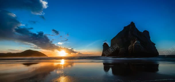 天空太阳大海背景jpg设计背景_新图网 https://ixintu.com 夕阳 大海 天空 太阳 山峰 自然风光