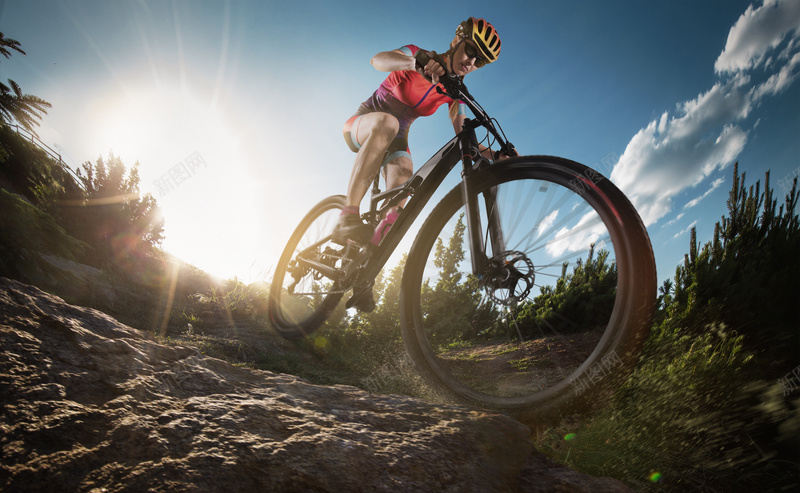 健身运动骑行大气海报背景jpg设计背景_新图网 https://ixintu.com 人物 体育运动 健康 健身 摄影 质感 跑步 运动 运动锻炼 锻炼 骑行