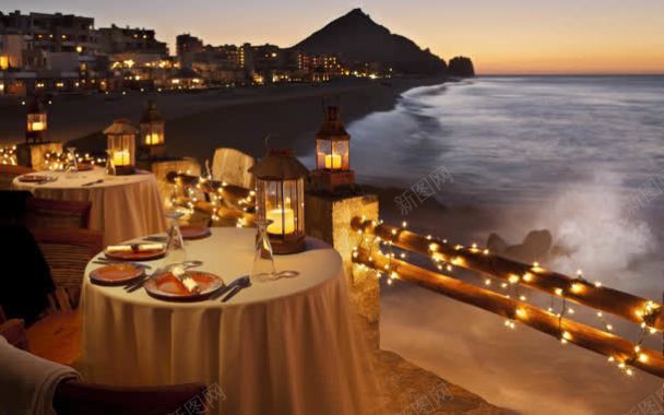 黄色浪漫海边餐厅背景