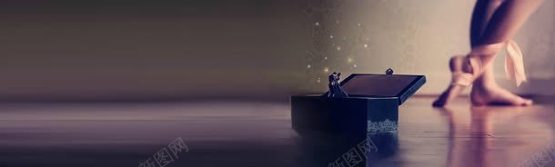 黑色芭蕾梦想背景bannerjpg设计背景_新图网 https://ixintu.com 光晕 花纹 跳舞 黑色底图