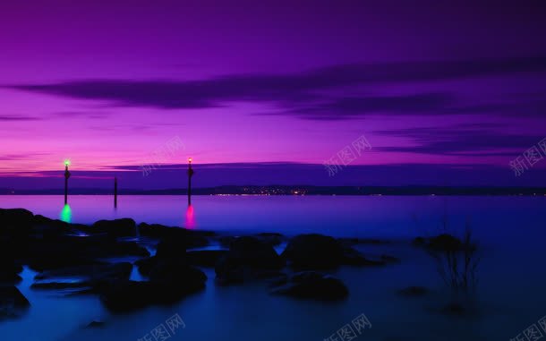 紫色天空海边夜景jpg设计背景_新图网 https://ixintu.com 夜景 天空 海边 紫色