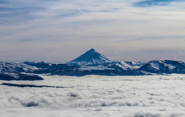 蓝天白云雪山雪地jpg设计背景_新图网 https://ixintu.com 白云 蓝天 雪地 雪山