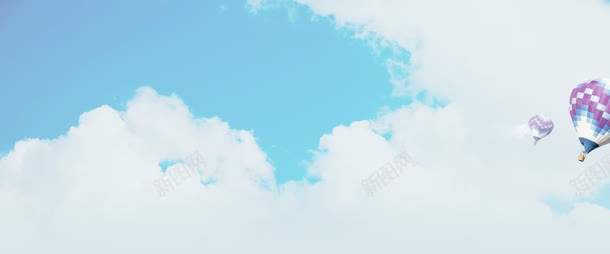 蓝天白云氢气球海报背景