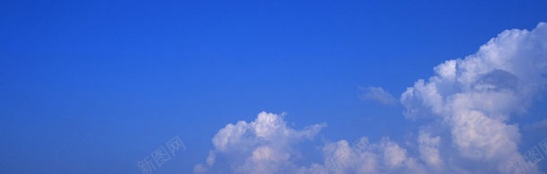 蓝色天空白云清新自然背景