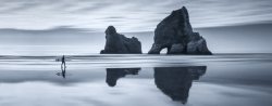 冰岛黑沙滩黑白沙滩海岛矢量背景高清图片