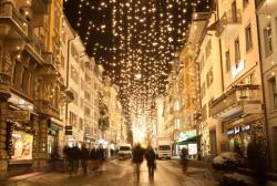 欧美国家西方欧美国家的街道的夜色高清图片