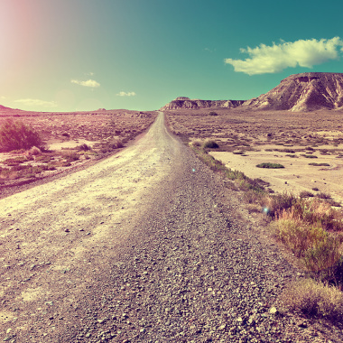 远方道路背景摄影图片