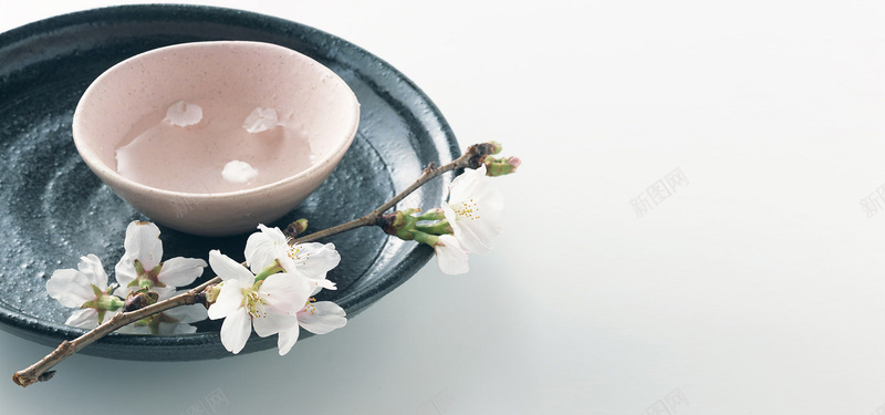 樱花矢量日系清新文艺餐具饮食文化樱花餐盘背景摄影图片
