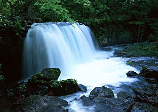 瀑布流水森林美景jpg设计背景_新图网 https://ixintu.com 森林 流水 瀑布 美景