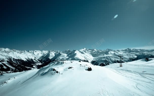 连绵雪山山脉海报背景背景