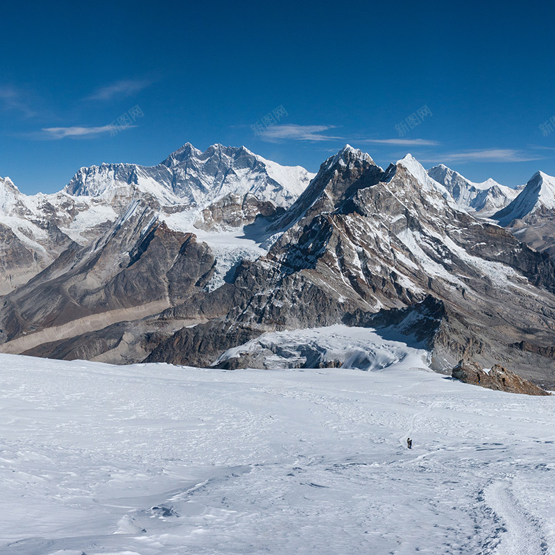 大气雪山背景jpg_新图网 https://ixintu.com 主图 冬季 大气 摄影 清新 雪地 雪山 风景