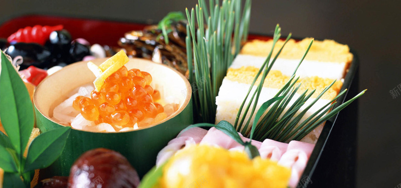 小暑日日系寿司鱼子酱团子摄影图片