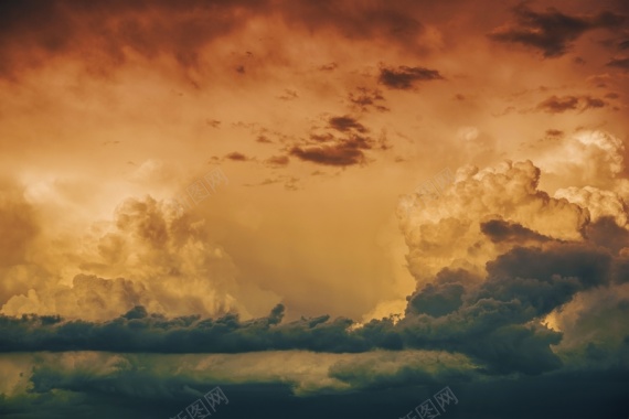 ppt电子相册天空中厚厚的白云乌云摄影图片