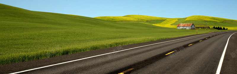 郊区高速公路绿色背景摄影图片