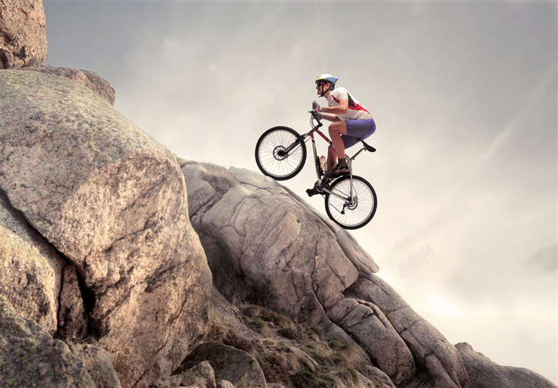 创意广告骑行的山地车的人psd_新图网 https://ixintu.com 创意广告 山地车 摄影 极限运动 爬山 爬行 自行车 运动员 风景