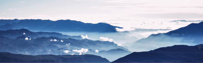 山峦渐变色背景jpg设计背景_新图网 https://ixintu.com banner 云 云海 云雾缭绕 夕阳 大山 太阳 山 梦幻 清晨 渐变 背景 背景下载 阳光 黄昏