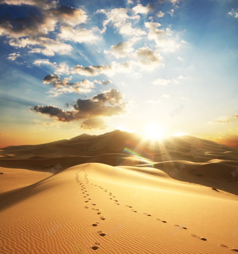 沙漠脚印jpg_新图网 https://ixintu.com 夕阳 摄影 沙漠俯视图 风景