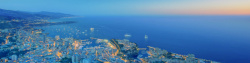 城市航拍视频航拍城市大海背景高清图片