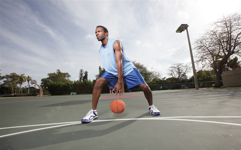 体育篮球海报psd设计背景_新图网 https://ixintu.com 体育 体育项目 打篮球 摄影 篮球 篮球场 篮球明星 篮球男运动员 篮球项目 风景