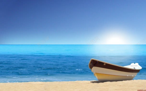 蓝天阳光海面小船背景