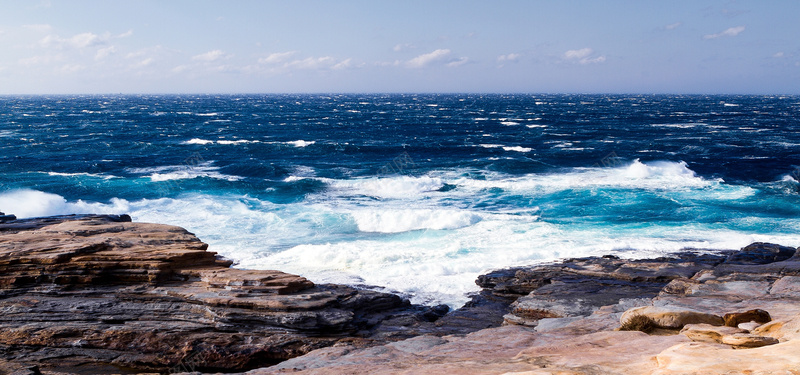 海边摄影图jpg_新图网 https://ixintu.com 天空 摄影 海报banner 海水 海浪 海边 白云 石头 风景