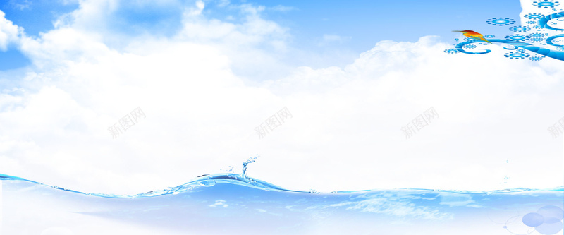 蓝色海洋蓝天白云背景摄影图片