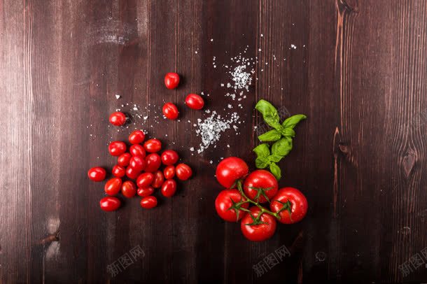 木板上的红色小番茄jpg设计背景_新图网 https://ixintu.com 木板 番茄 红色