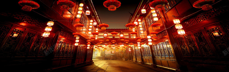 中式街道建筑红色灯笼喜庆摄影图片
