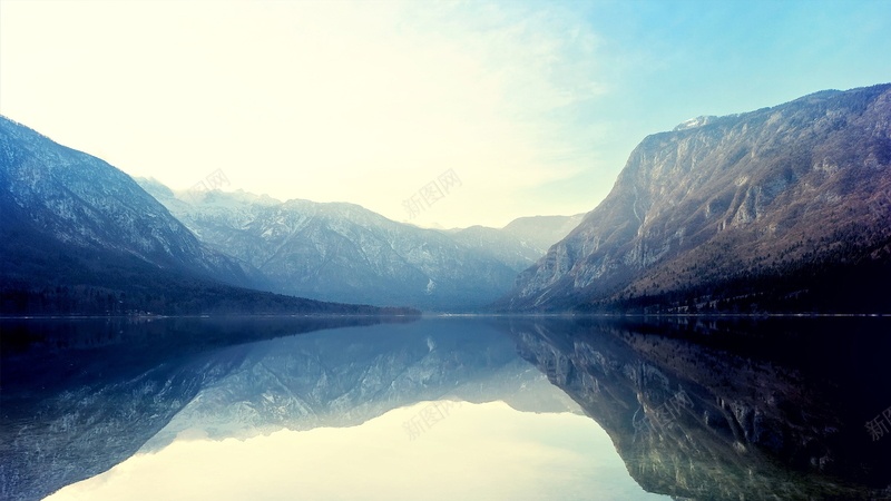 高山流水大图jpg设计背景_新图网 https://ixintu.com 手机app背景 流水 轮播图 高山