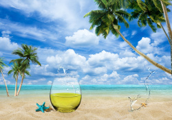 天然椰子汁饮料广告海报背景高清图片