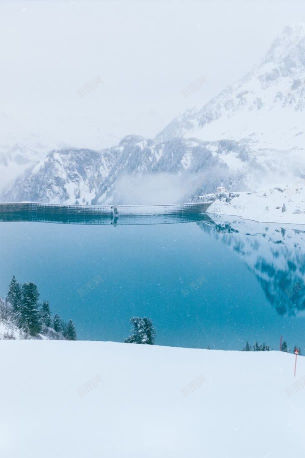 雪山湖泊海报背景jpg设计背景_新图网 https://ixintu.com 海报 湖泊 背景 雪山