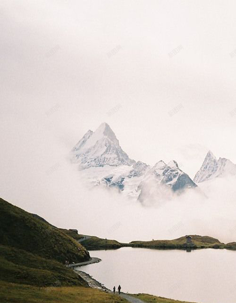 通向雪山的道路jpg_新图网 https://ixintu.com H5背景图 平静 摄影 旅行 道路 雪山 风景