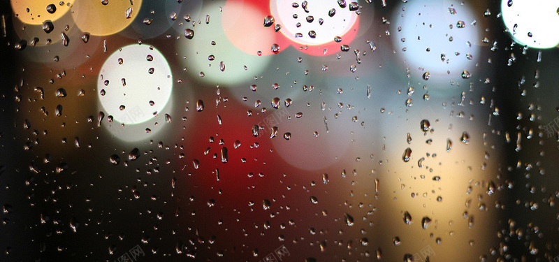 雨中的灯光jpg_新图网 https://ixintu.com 下雨 摄影 朦胧 模糊 海报banner 灯光 距离背景 雨 雨水 风景