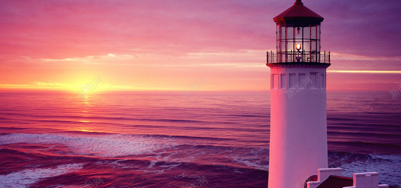 夕阳大海灯塔背景摄影图片