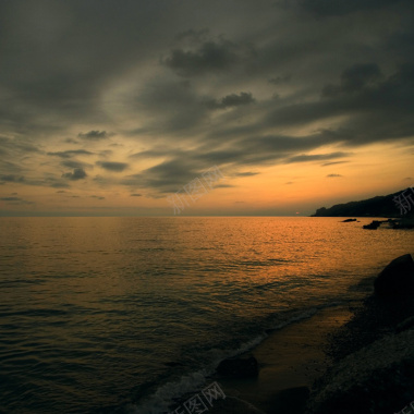 黄昏的海摄影图片