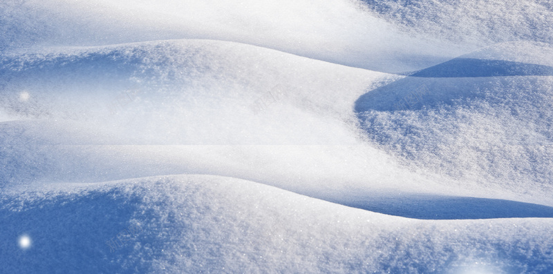 冰雪覆盖的森林jpg_新图网 https://ixintu.com H5 h5 冬季 冰雪覆盖 寒冷 摄影 晴空 梦幻 森林 雪花 风景