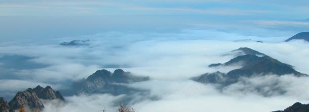 山风景jpg设计背景_新图网 https://ixintu.com 山 雨雾 风景背景