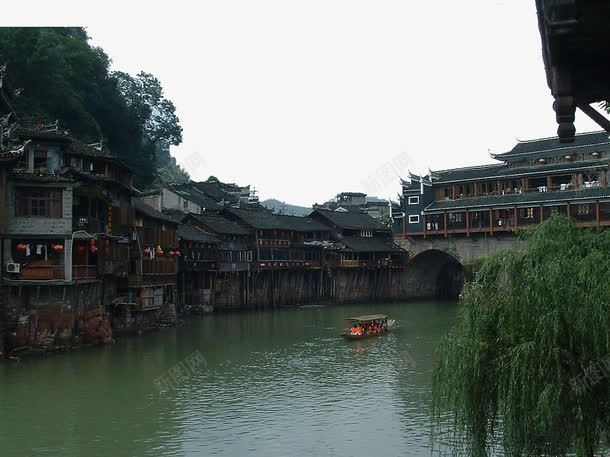 乡间小房png免抠素材_新图网 https://ixintu.com 名胜古迹 房子 旅游风景 江景 美景 著名建筑 风景