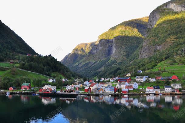 挪威著名峡湾png免抠素材_新图网 https://ixintu.com 挪威 挪威峡湾 旅游景区 著名峡湾 著名景点