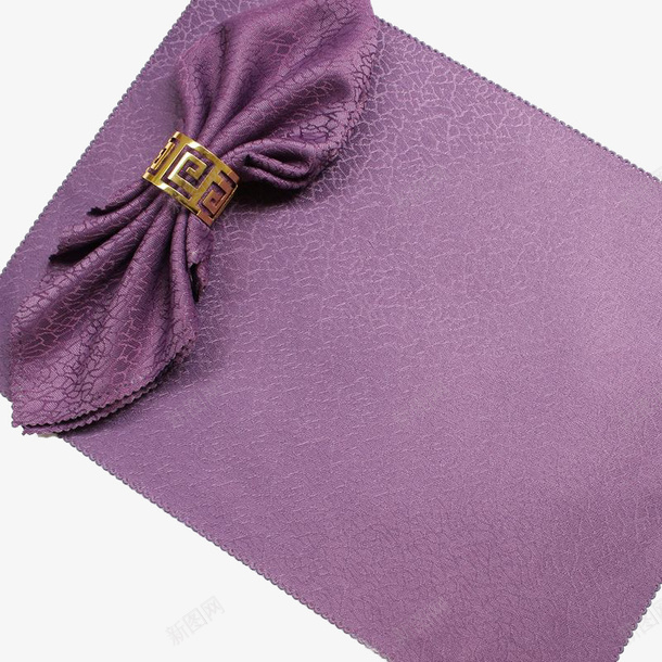 紫色餐布png免抠素材_新图网 https://ixintu.com 产品实物 盘子餐布 紫色 美观 装饰 金色 餐厅