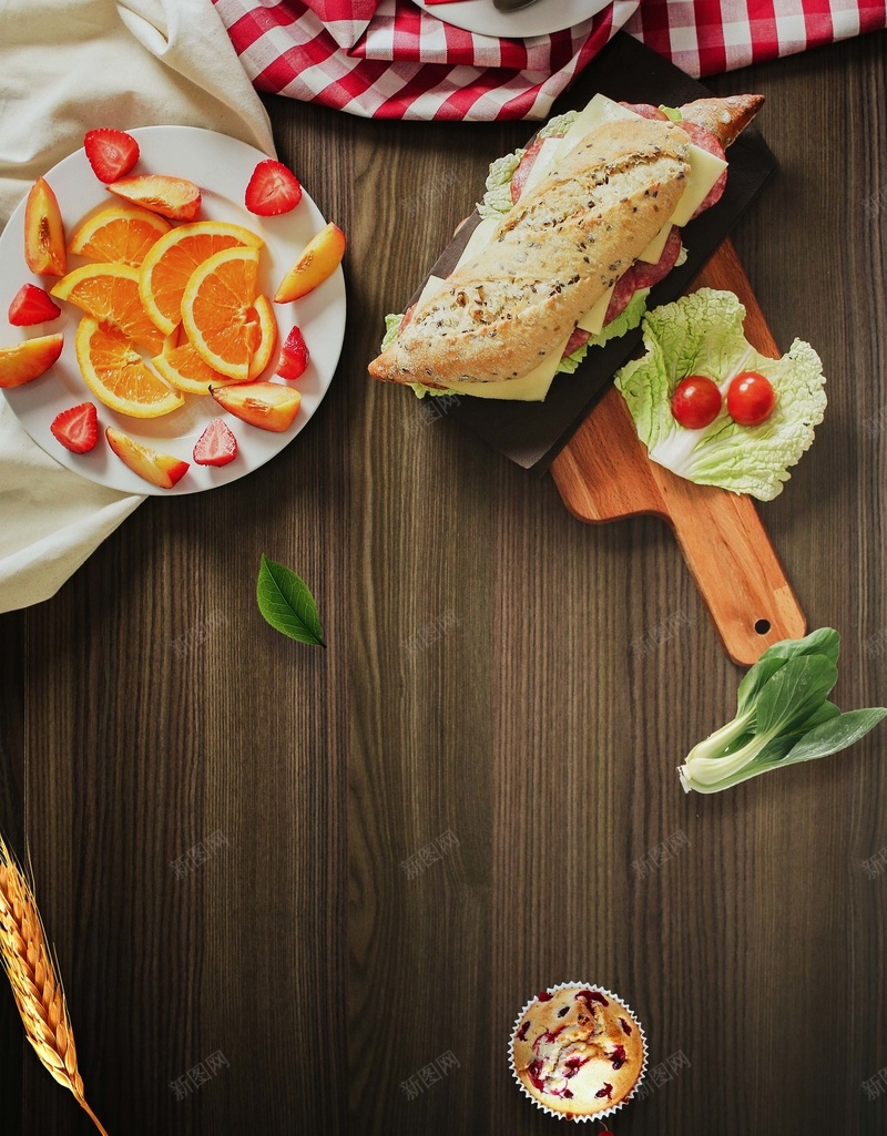 木板背景创意美食早餐海报背景psd设计背景_新图网 https://ixintu.com 全面 叶子 早餐 橙子 水果 美味 草莓 营养 蔬菜 蛋糕 面包 食物 麦穗