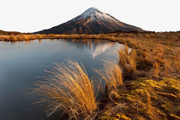 新西兰塔拉纳基山景区png免抠素材_新图网 https://ixintu.com 新西兰塔拉纳基山 新西兰塔拉纳基山景区 旅游景区 著名景点