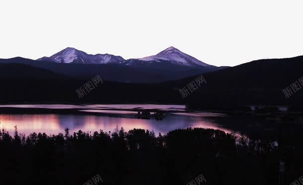 湖光山色png免抠素材_新图网 https://ixintu.com 地理地貌 山峦 旅游出行 湖水 风景