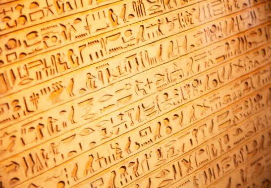 埃及象形文字石刻背景