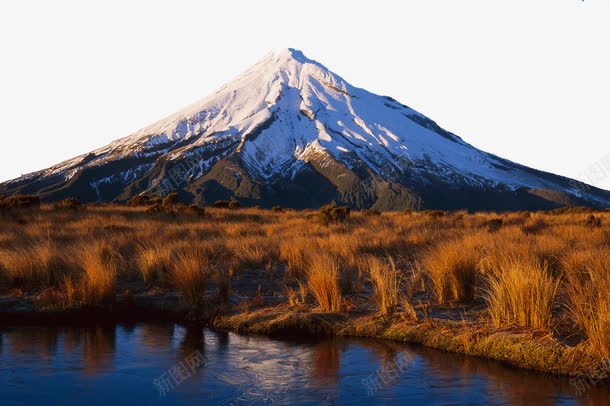 旅游景区新西兰塔拉纳基山png免抠素材_新图网 https://ixintu.com 新西兰塔拉纳基山 旅游景区 景区 著名景点