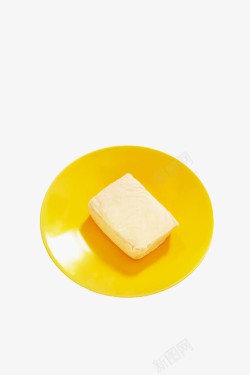 手绘黄色盘子上的嫩豆腐素材