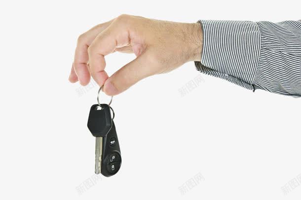 手拿车钥匙png免抠素材_新图网 https://ixintu.com 交付 交车钥匙 手 手势 车 车钥匙 钥匙